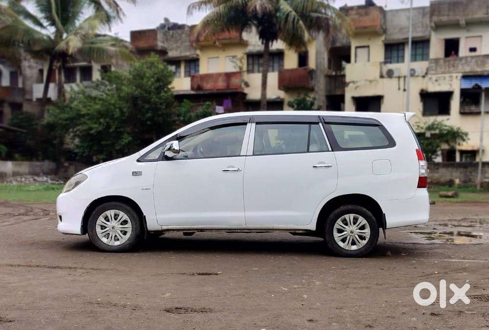Toyota Innova 2.5 G (diesel) 8 Seater, 2006, Diesel