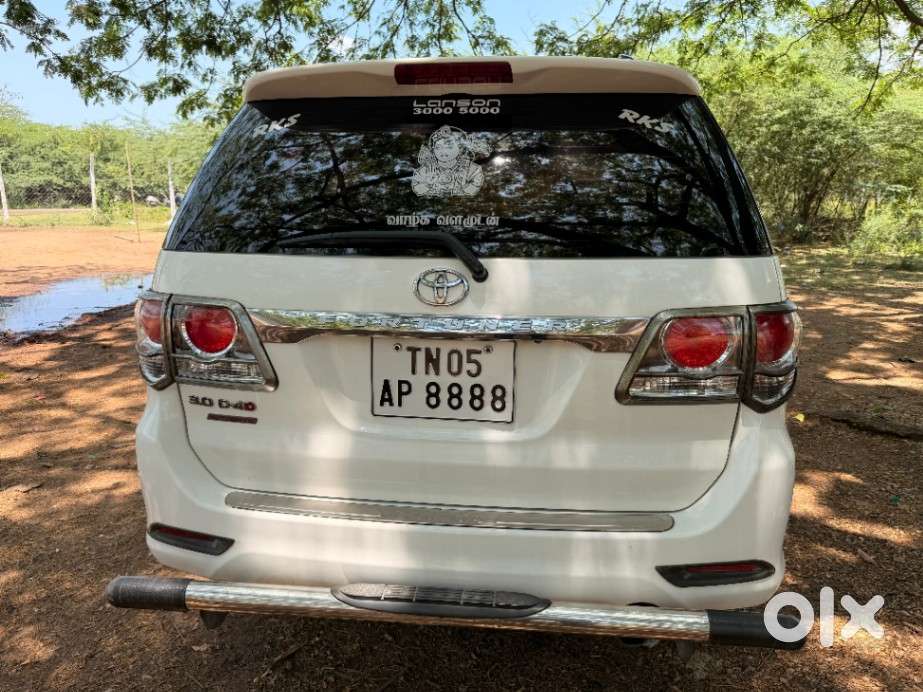 Toyota Fortuner 2011-2016 4x2 At, 2012, Diesel