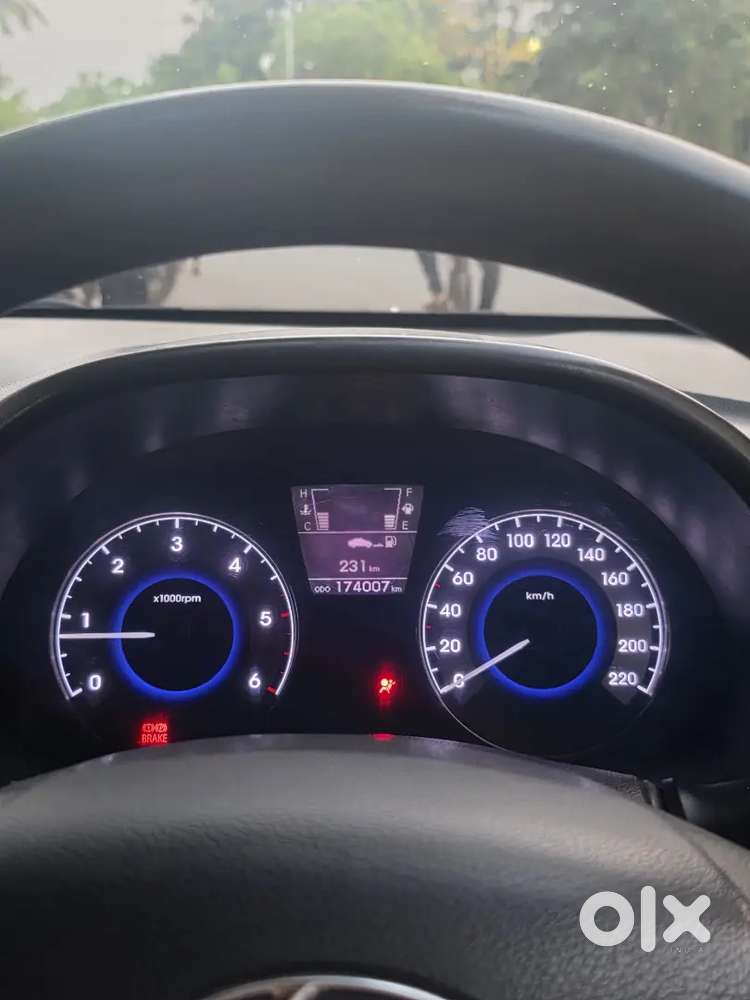 Hyundai Verna 2012 Diesel Well Maintained