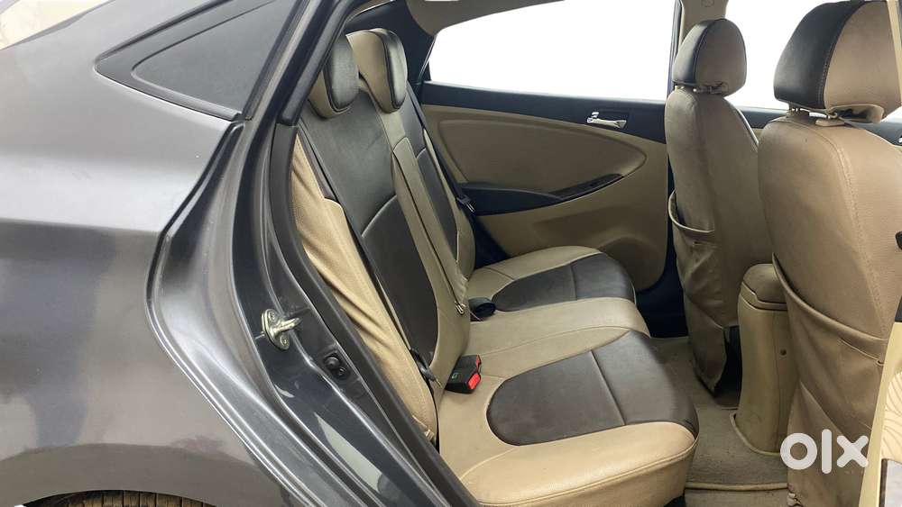 Hyundai Verna Fluidic 1.6 Vtvt Sx, 2013, Petrol