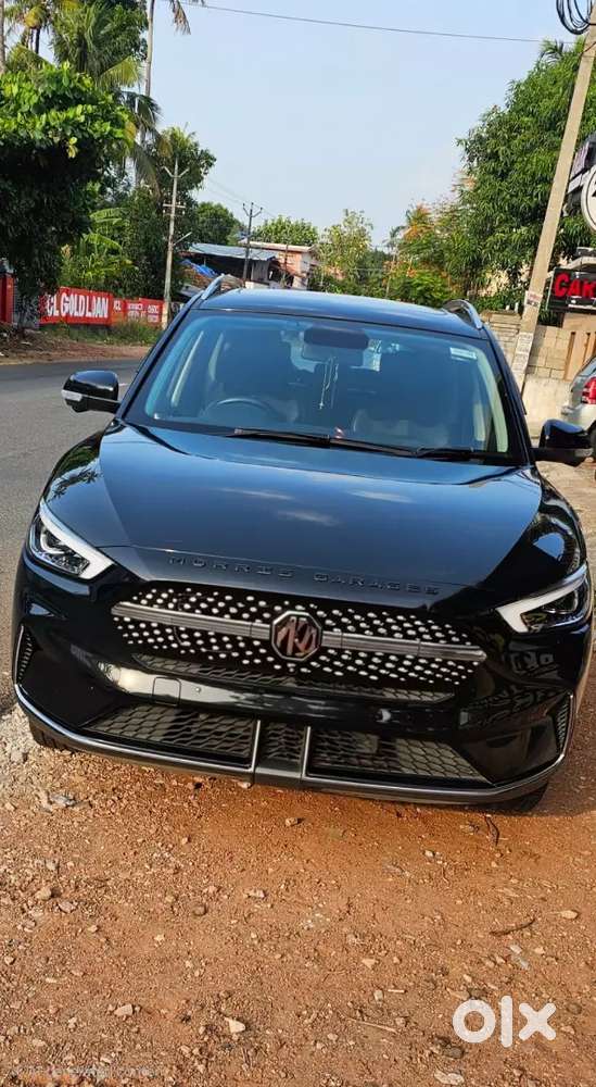 Mg Zs Ev Full Option. Black Color