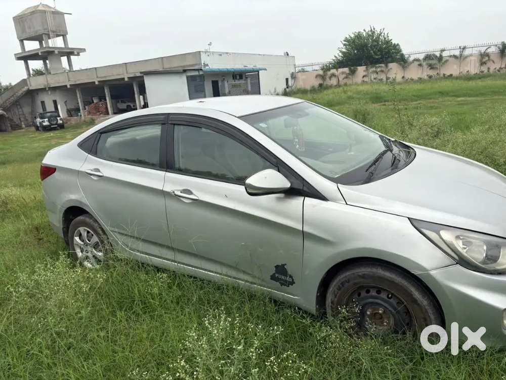 Hyundai Fluidic Verna 2013 Diesel 79000 Km Driven