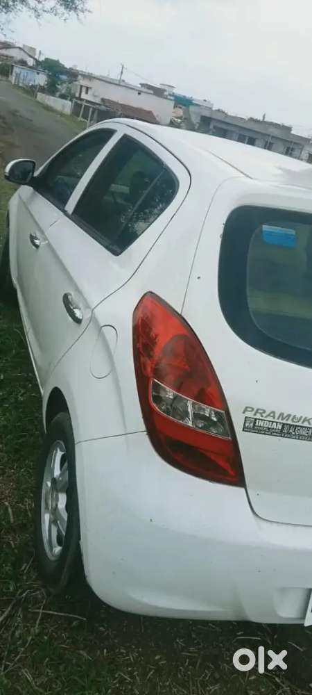 Hyundai I20 2012 Petrol 100000 Km Driven