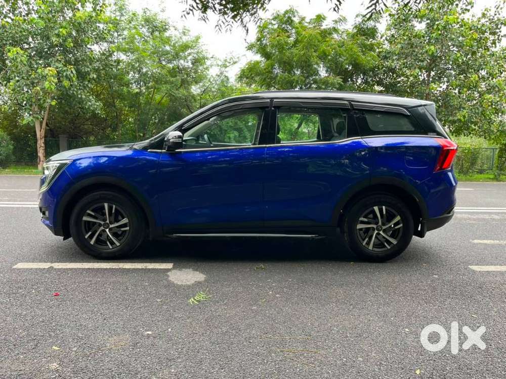 Mahindra Xuv700 2.0 Ax 5 Petrol At Str, 2023, Petrol