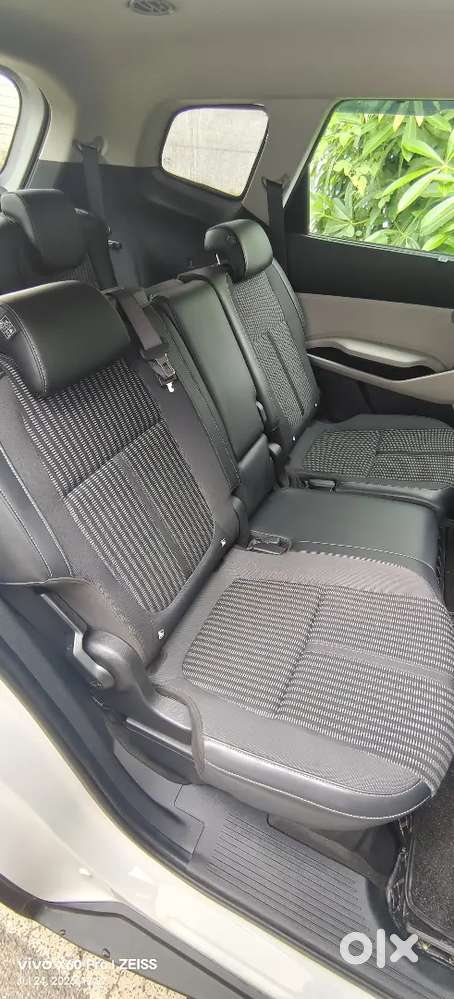 Kia Carens 1.5 Prestige Plus 2024
