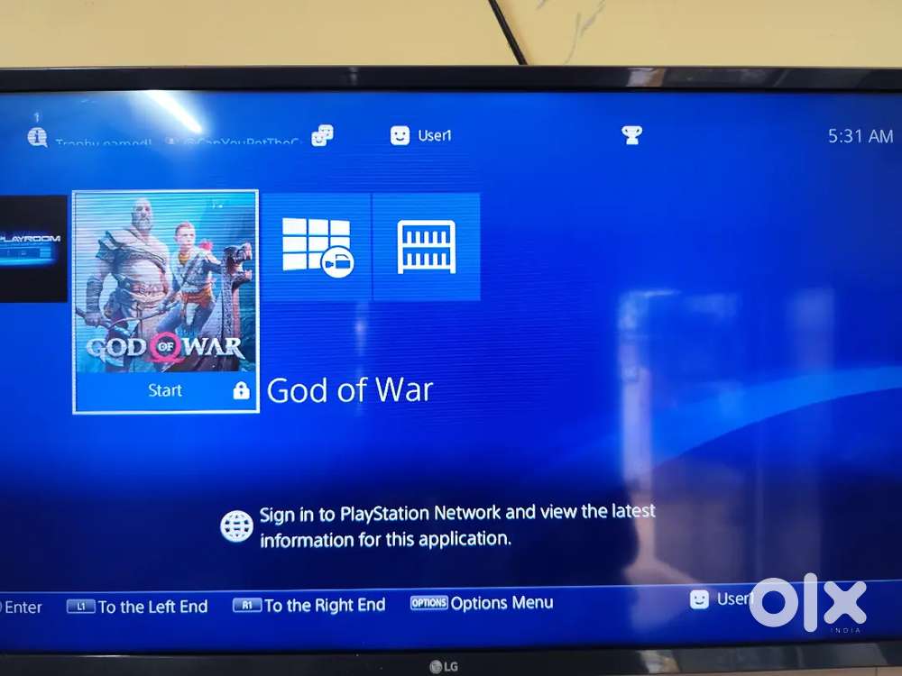 Sony PS4 Slim