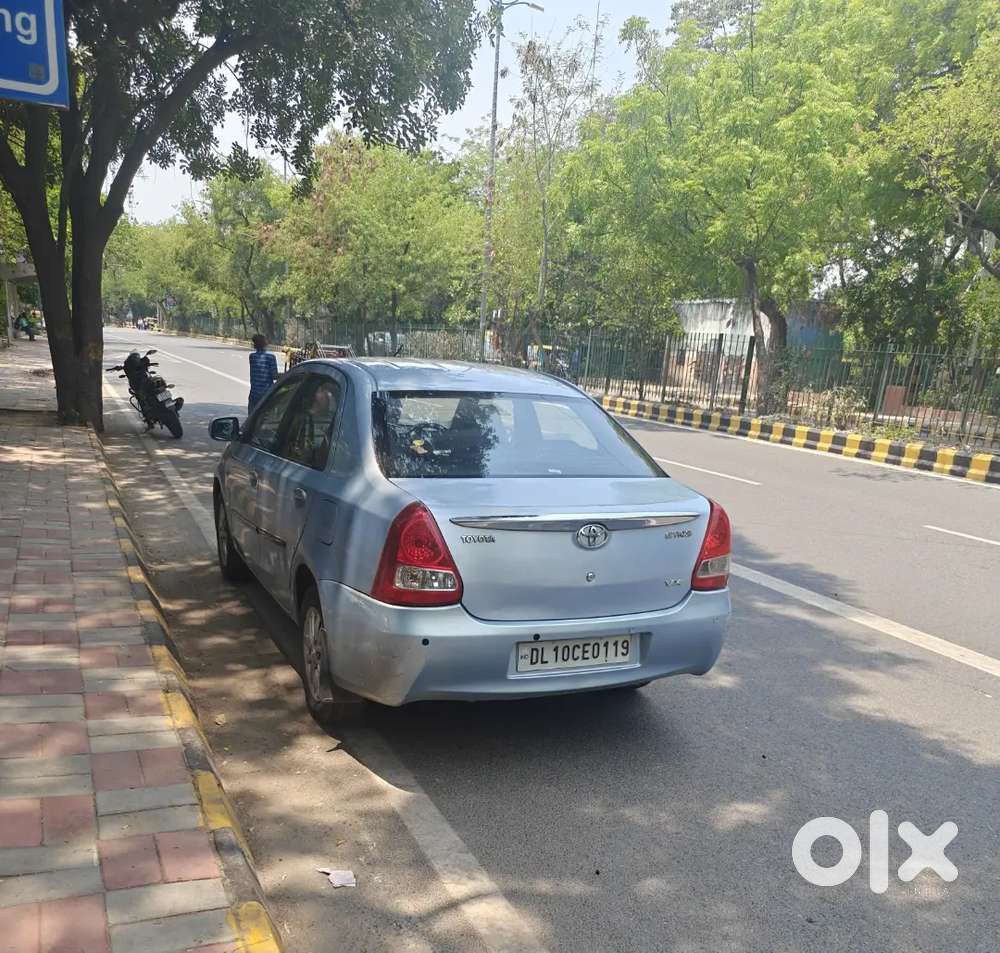 Toyota Etios 2011 Petrol & Cng  Well Maintained