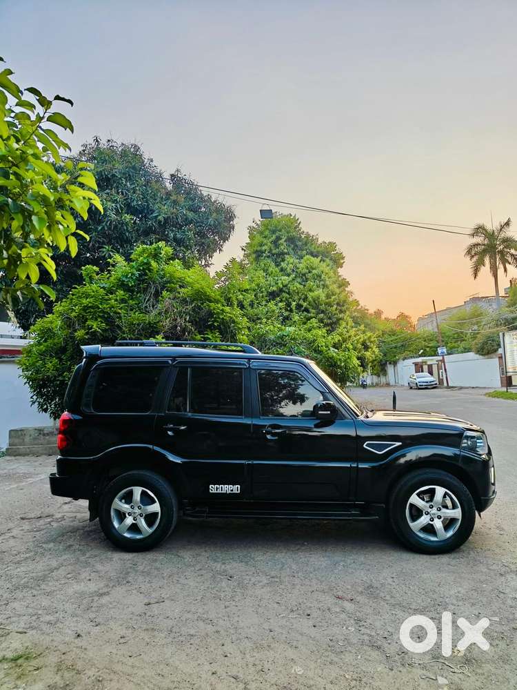 Mahindra Scorpio S11 Mt 7s, 2021, Diesel