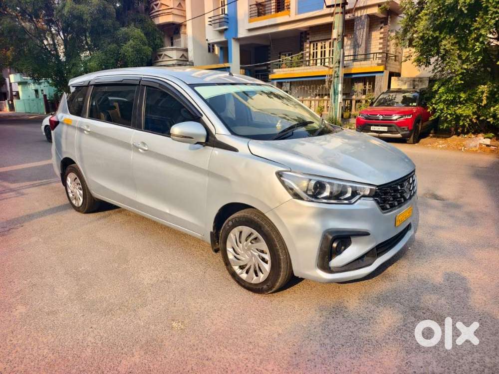 Maruti Suzuki Ertiga 2022-2023 Vxi Cng, 2022, Petrol