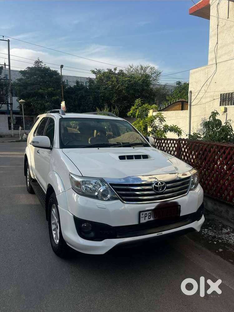 Toyota Fortuner 2013 Diesel Well Maintained