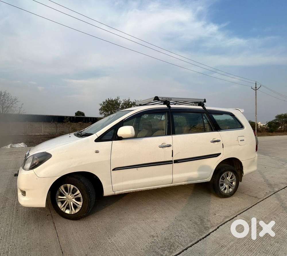 Toyota Innova 2007 Diesel 170000 Km Driven