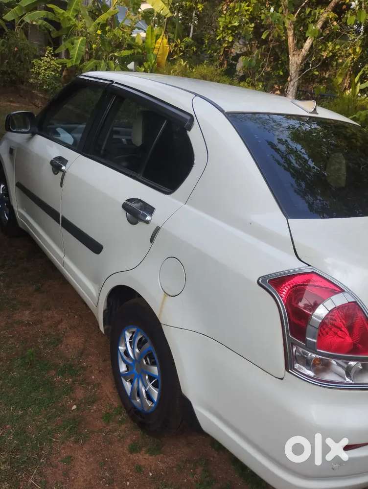 Maruti Suzuki Dzire 2011 Petrol 100000 Km Driven