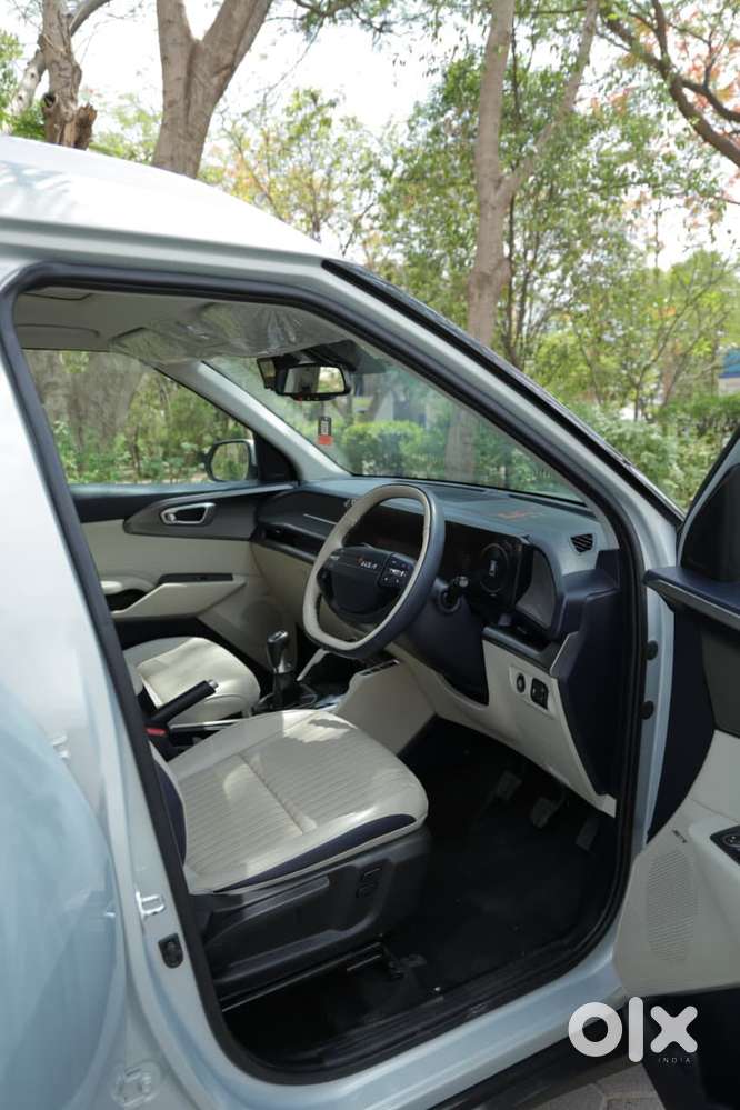 Kia Carens Clavis G 1.5 6mt, 2025, Petrol