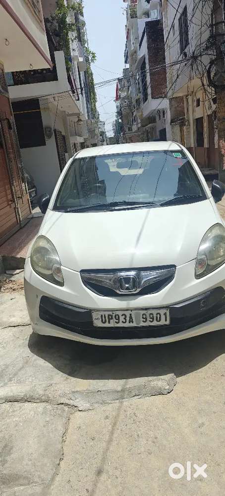 Honda Brio Petrol Manual 2012 Variant