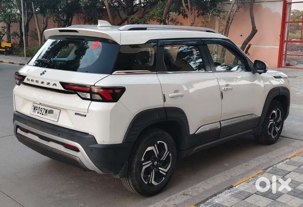 Maruti Suzuki Brezza 1.5 Zxi Plus Smart Hybrid, 2023, Petrol