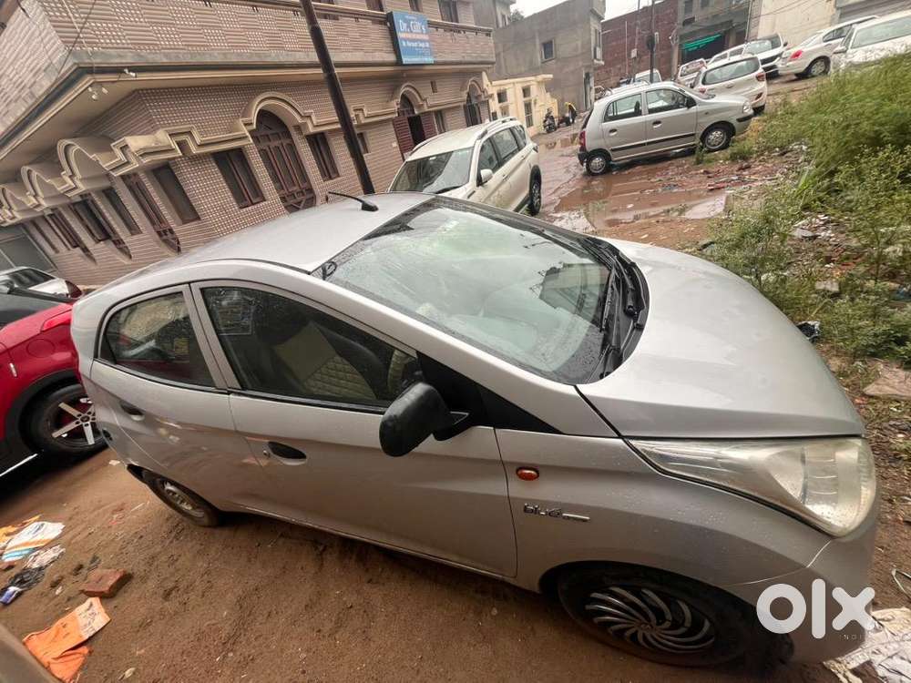 Hyundai Petrol Car 2012