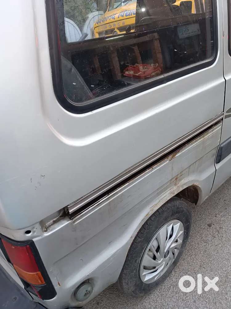 Maruti Suzuki Omni 2013