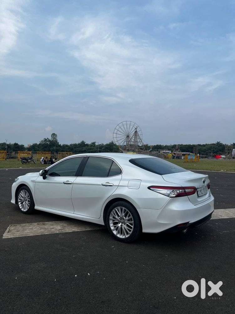 Toyota Camry 2.5 Hybrid, 2020, Petrol
