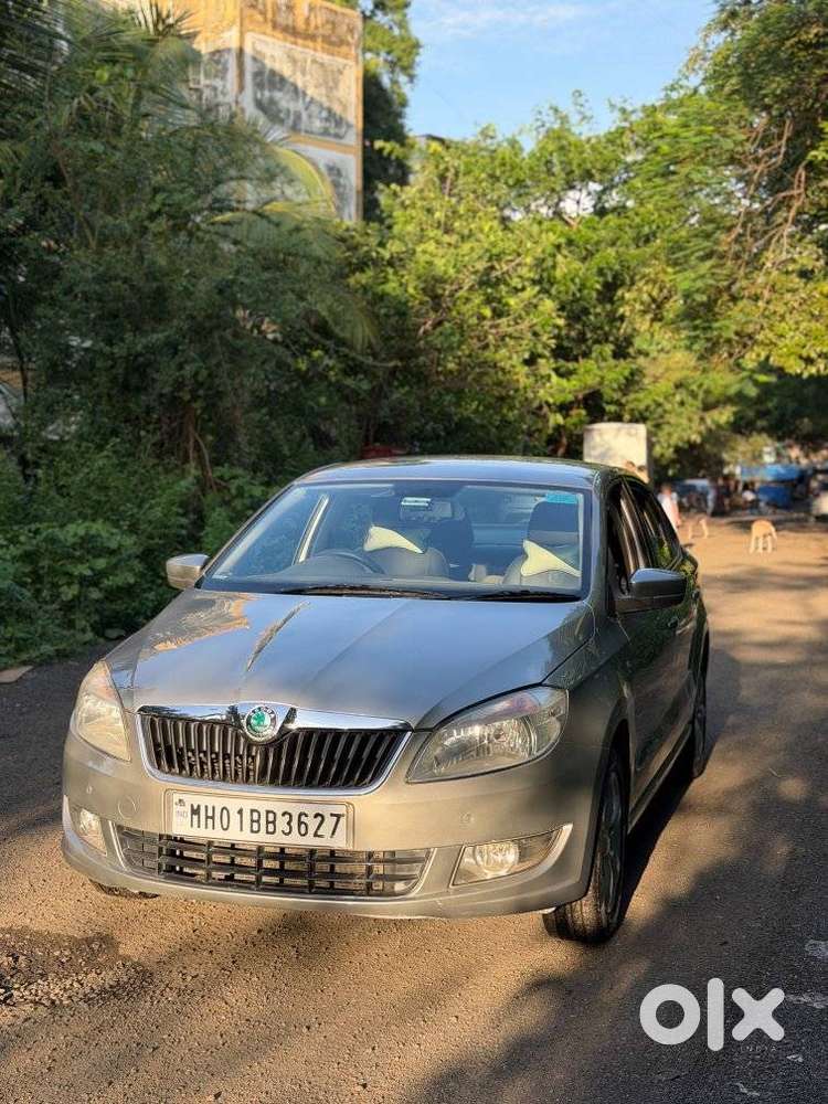 Skoda Rapid 1.6 Mpi Ambition, 2012, Petrol
