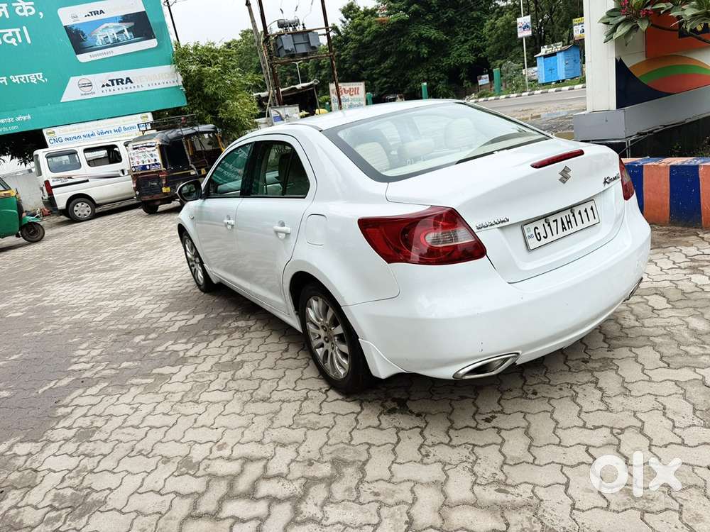 Maruti Suzuki Kizashi 2012 Cng & Hybrids Well Maintained