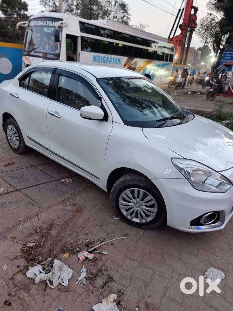 Maruti Suzuki Dzire 1.2 Vxi Cng, 2024, Cng & Hybrids