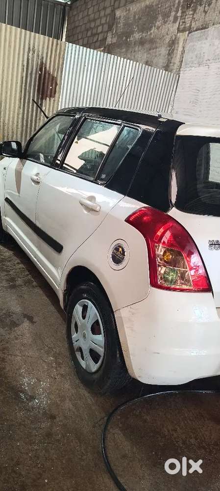 Maruti Suzuki Swift 2010