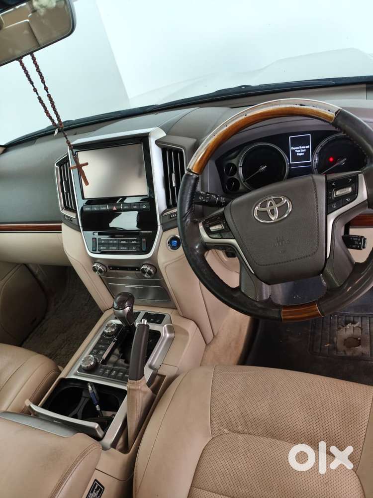 Toyota Land Cruiser 4.5 Vx Lc 200 Standard 1, 2018, Diesel