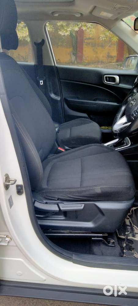 Hyundai Venue Sx Plus Turbo Dct, 2019, Petrol