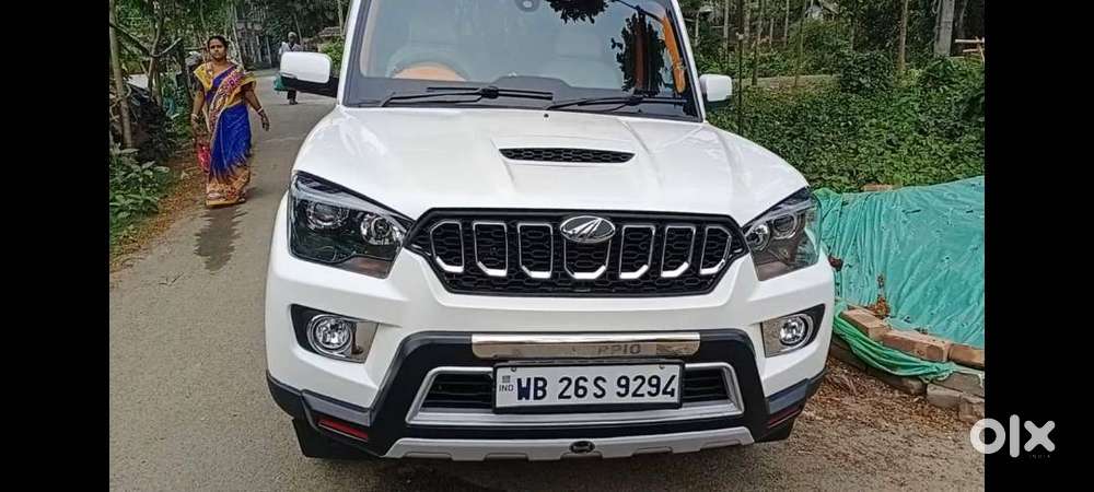 Mahindra Scorpio Vlx 2014 Diesel Modified To S11