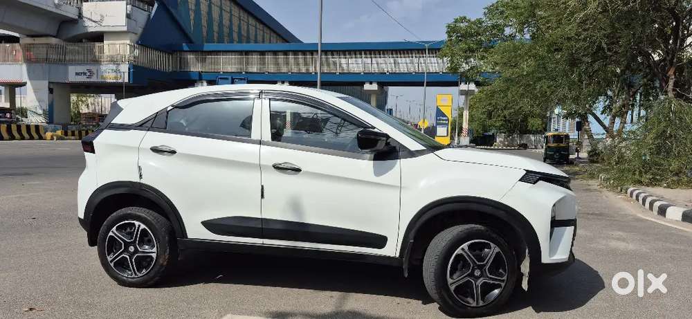 Tata Nexon 2024 Petrol Well Maintained