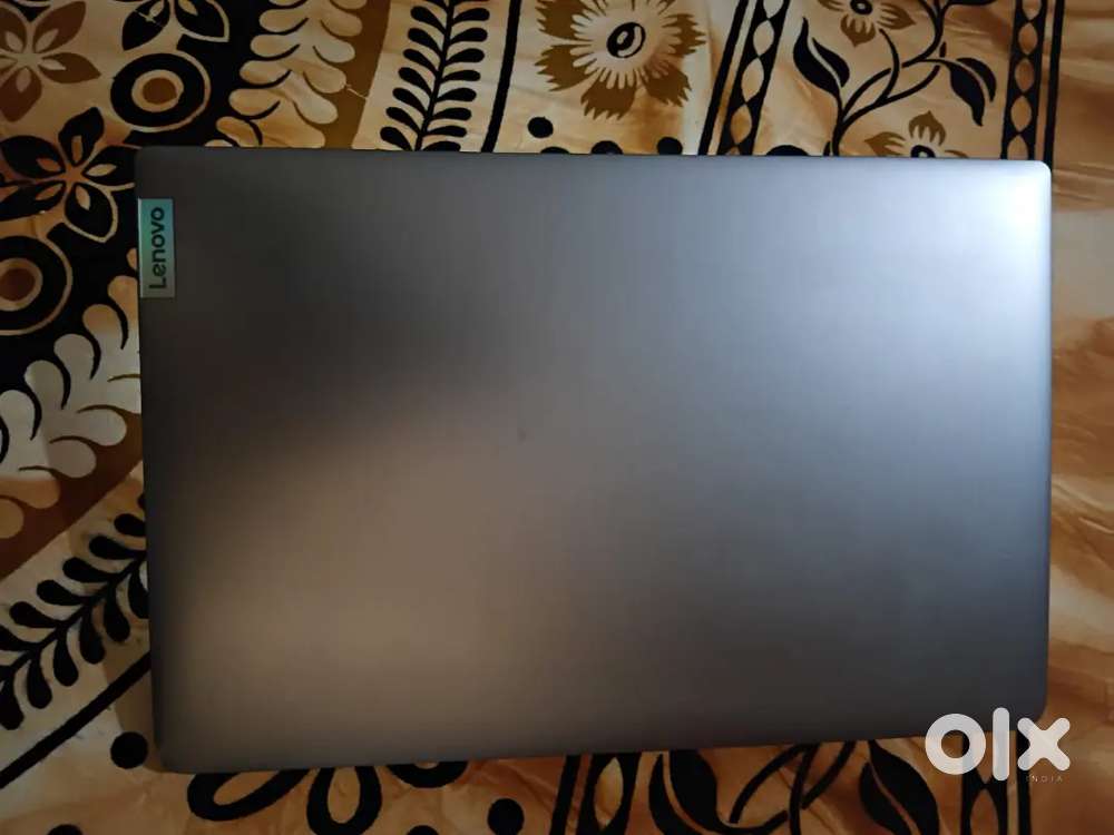 Lenovo core i3 11th gen lap 512 ssd 8 gb ram web wifi etc