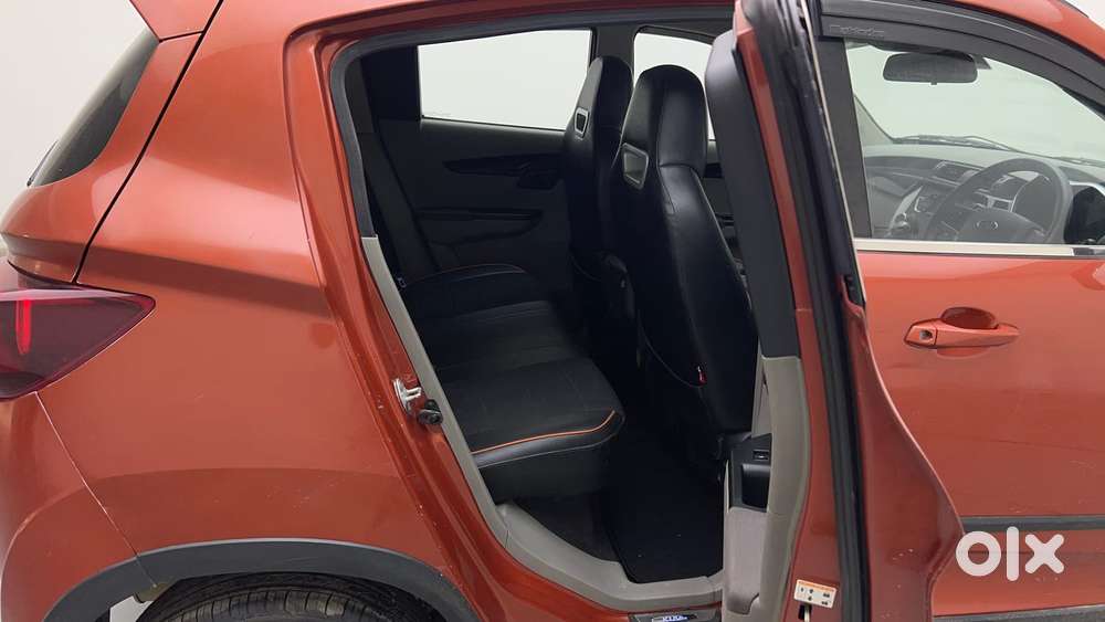 Mahindra Kuv 100 Mfalcon G80 K6, 2016, Petrol