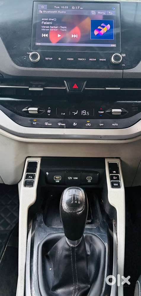 Kia Carens 1.4 Prestige Plus Turbo 7 Str, 2022, Diesel