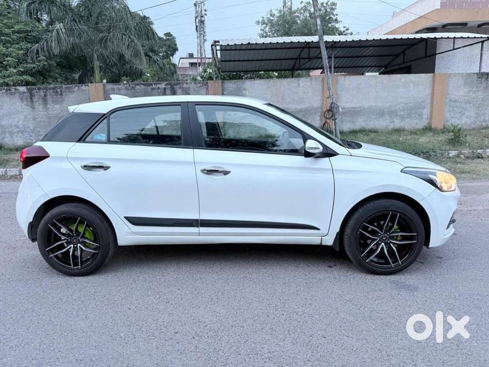 Hyundai I20 Sportz Plus, 2020, Petrol
