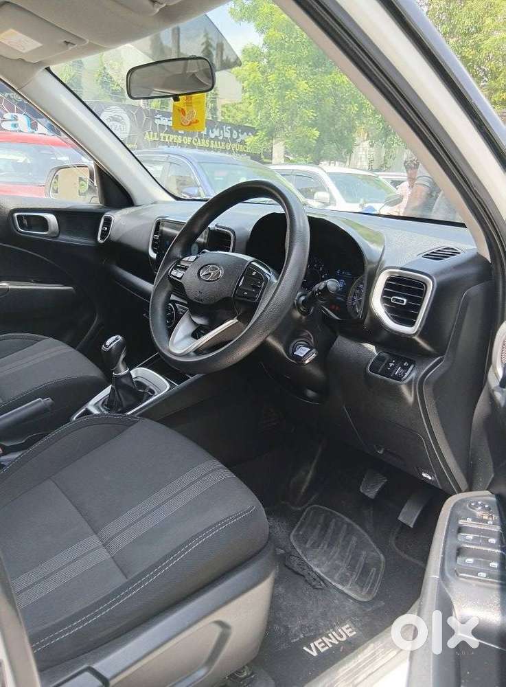 Hyundai Venue 1.0 S Turbo Imt, 2021, Petrol