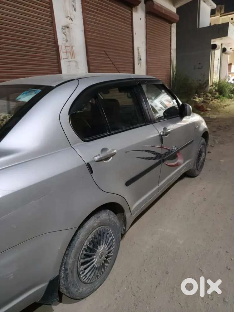 Maruti Suzuki Dzire 2011 Petrol 65000 Km Driven