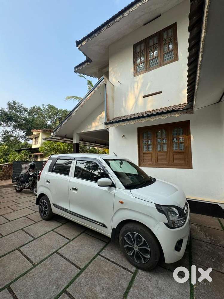 No Replaced Parts& No  Scratches &near&clean And Condition