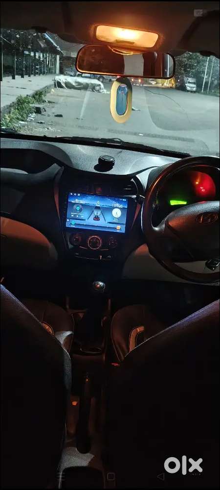 Eon Power Window Stearing Back Camera With Android Led Center Locking