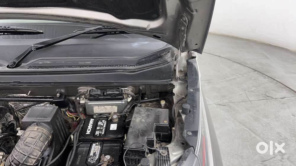 Mahindra Kuv 100 Mfalcon G80 K8, 2016, Petrol