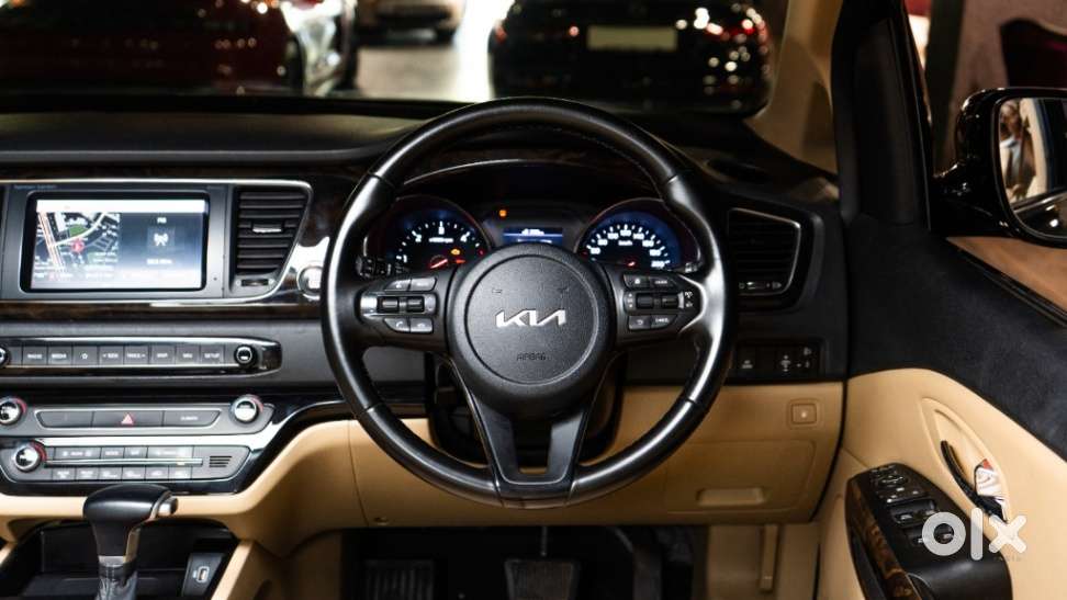 Kia Carnival Limousine Plus 7 Str, 2023, Diesel