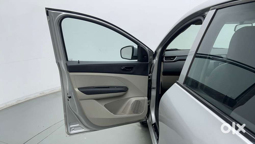 Renault Triber Rxl Easy-r Amt, 2020, Petrol
