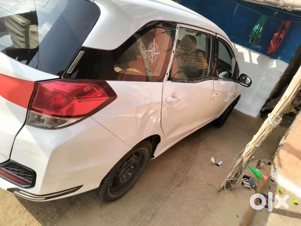 Honda Mobilio 2016 Diesel 242653 Km Driven