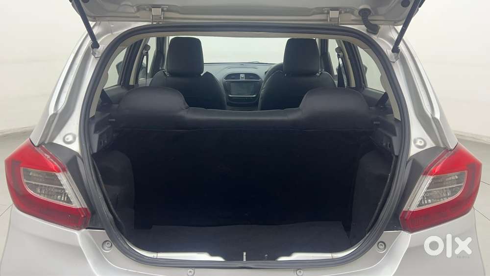 Tata Tiago Xe, 2019, Petrol
