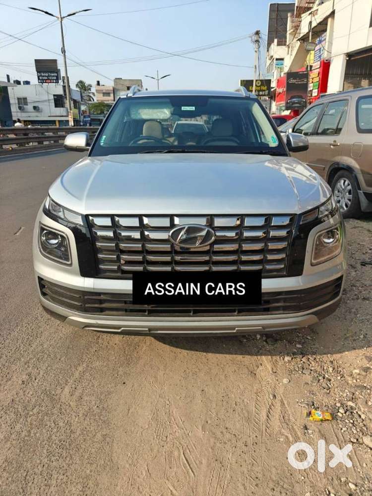 Hyundai Venue S Plus Mt 1.2 Kappa, 2023, Petrol