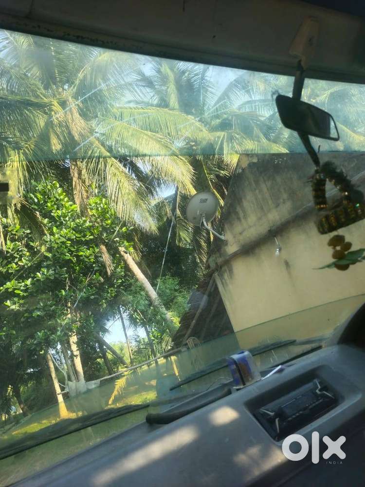 Ashok Layland Dost 2012