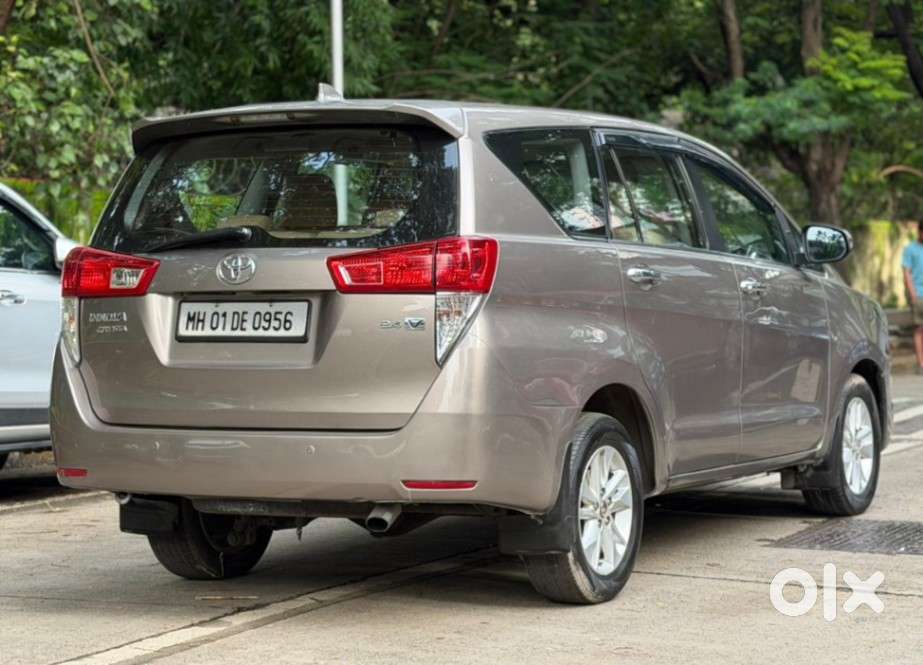 Toyota Innova Crysta 2.4 V 8 Str, 2018, Diesel