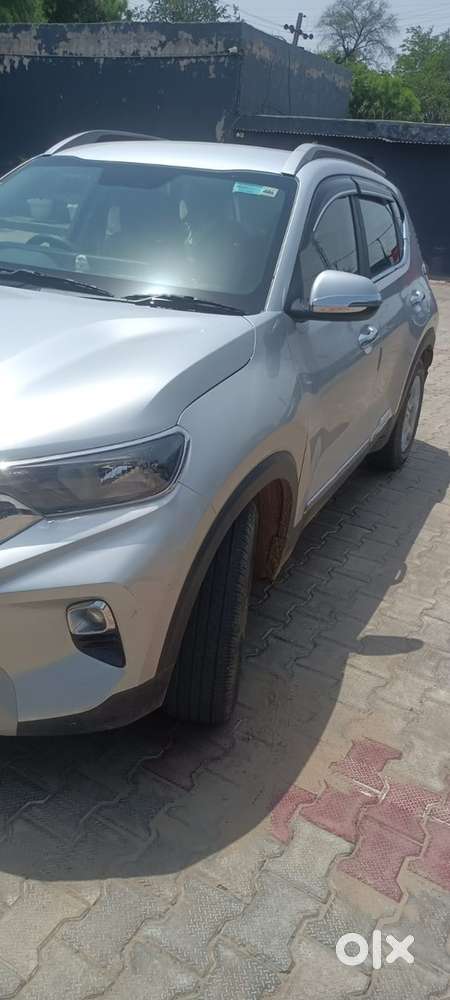 Kia Sonet Petrol 2023