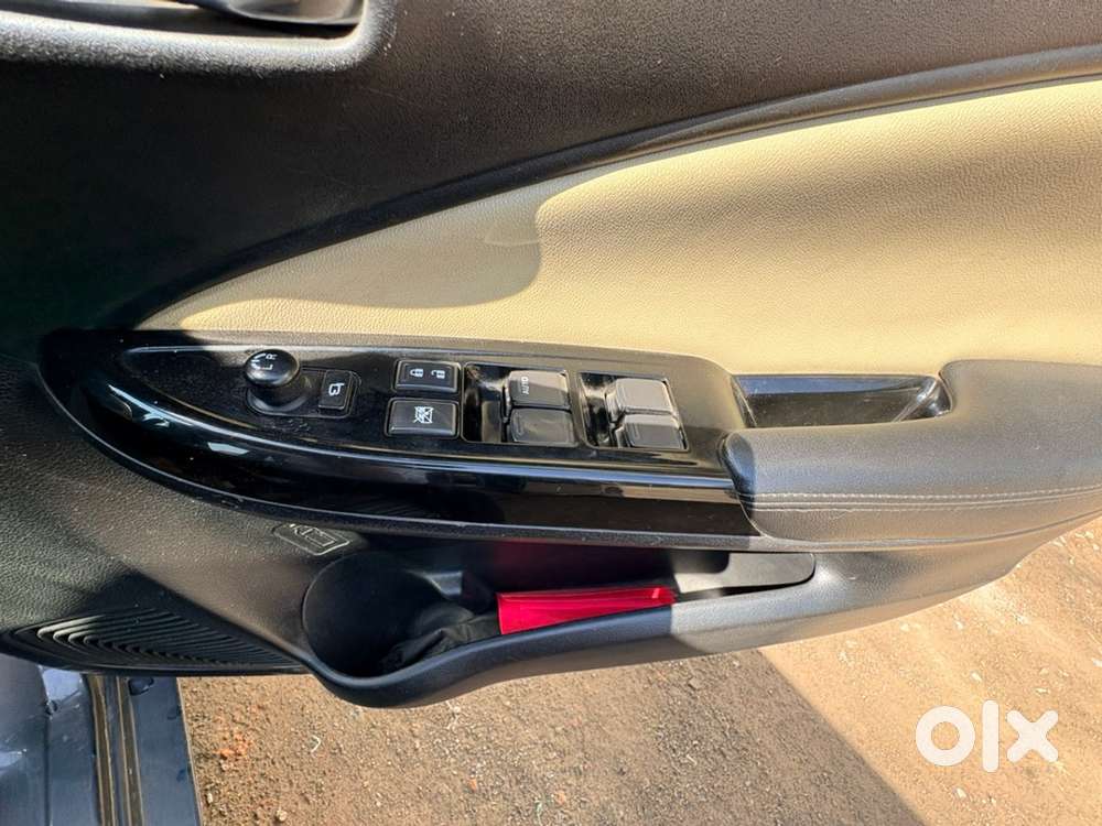 Second Top Model With Alloy Wheels New Tyre No Accident