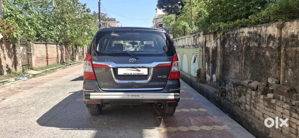 Toyota Innova 2.5 Vx 7 Seater Bs Iv, 2015, Diesel