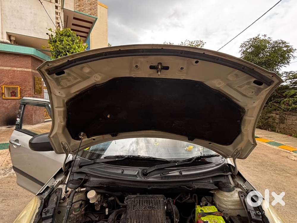 2011 Maruti Swift Lxi
